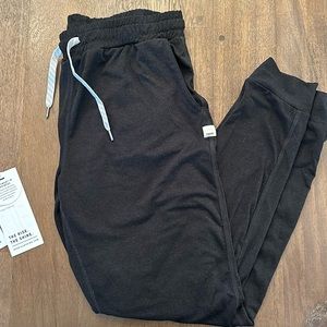 Vuori Performance Joggers